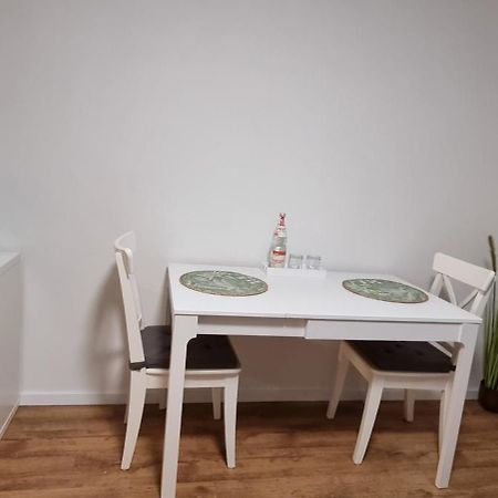 Studio Apartment Naehe S-Bahn Inklusive Parkplatz Oberesslingen 외부 사진