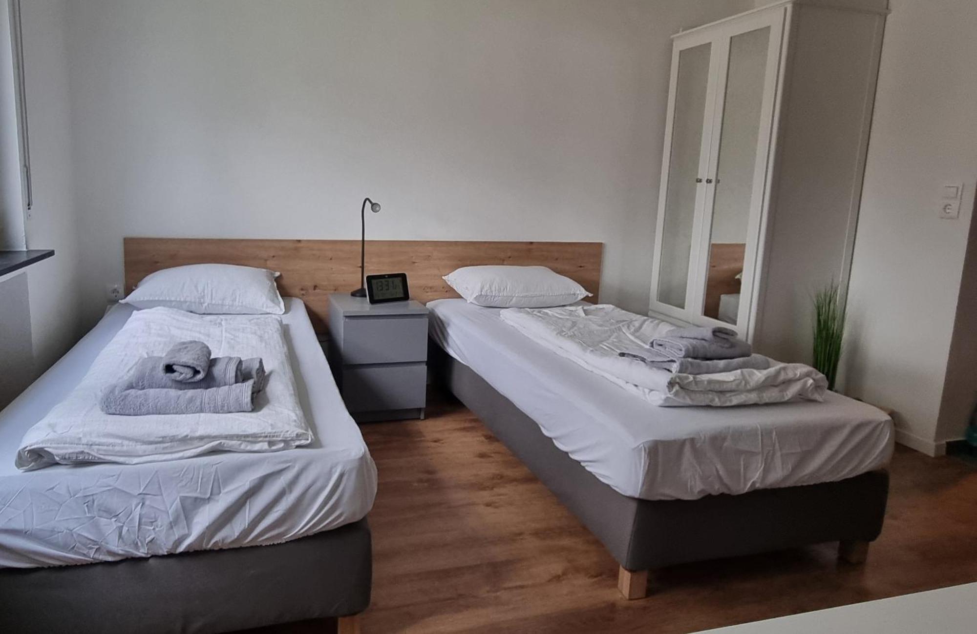 Studio Apartment Naehe S-Bahn Inklusive Parkplatz Oberesslingen 외부 사진