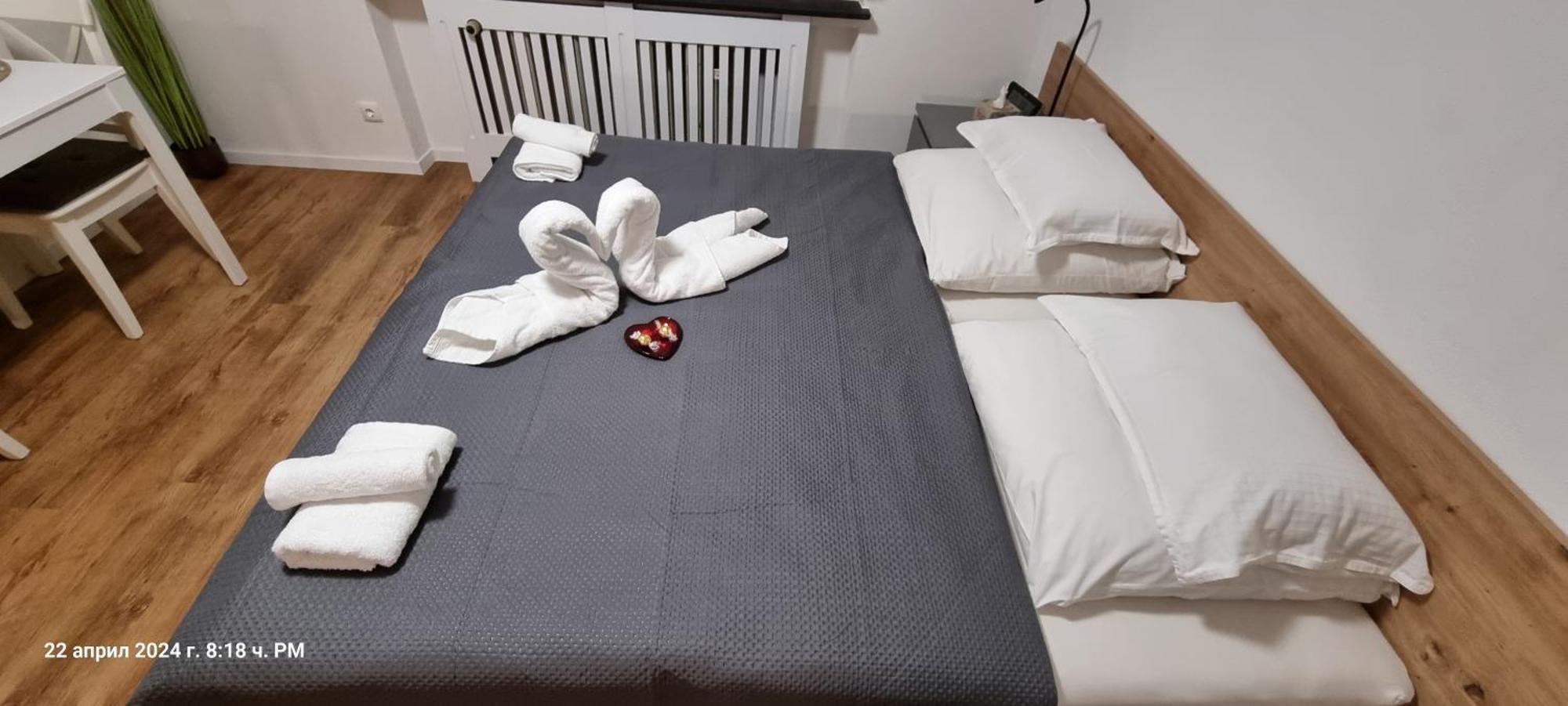 Studio Apartment Naehe S-Bahn Inklusive Parkplatz Oberesslingen 외부 사진